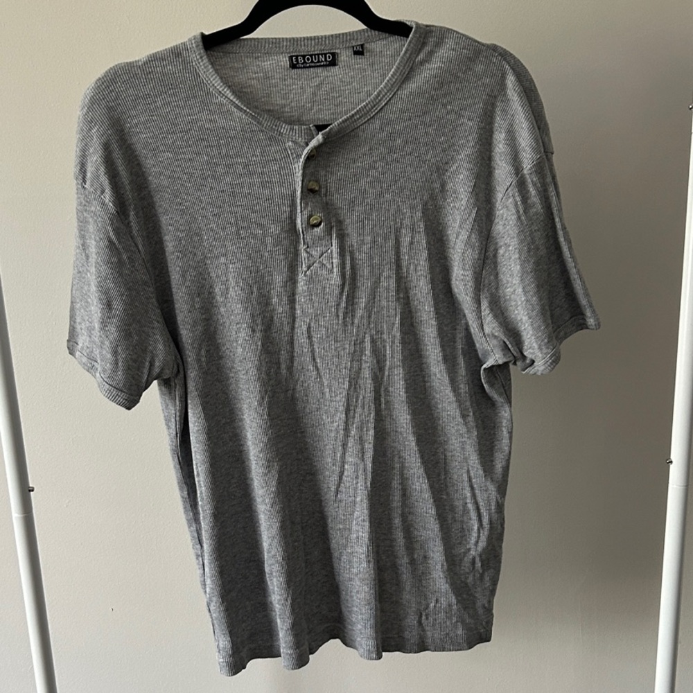 EARTHBOUND Gray Short Sleeve Henley